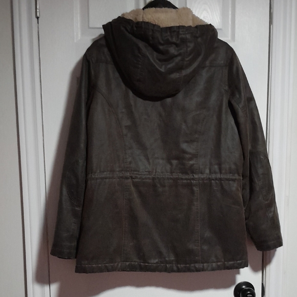 Outback Trading Company Woodbury Sherpa Jacket - Picture 5 of 9